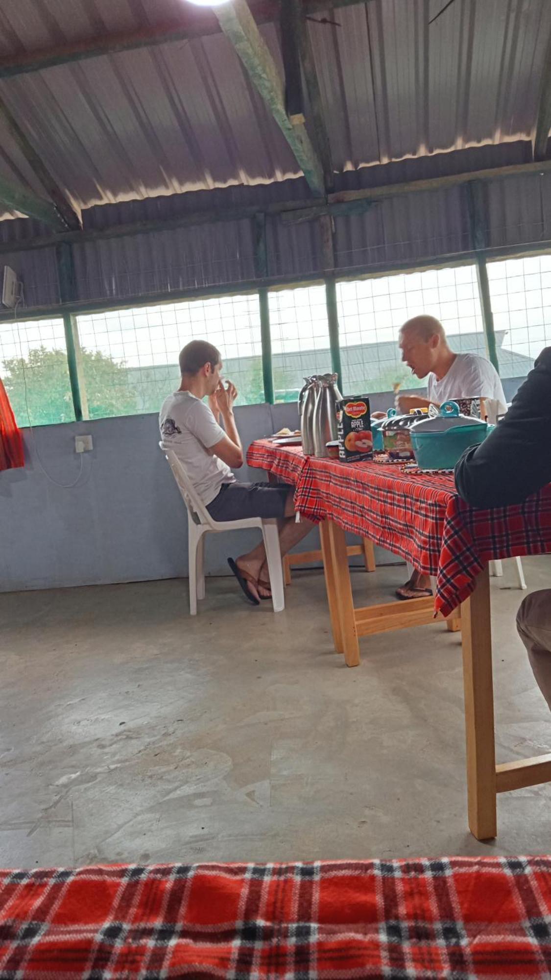 Luluka Guest House Sekenani Luaran gambar